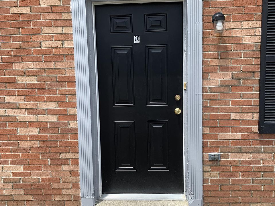1st image of 1644 Foxhaven Dr #20
