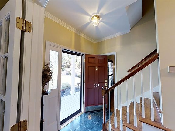 3rd image of 114 Glenn Burnie Dr