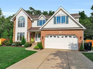 75 Michaels Walk, Lancaster, NY 14086
