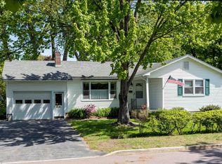 54 Proctor Ave, South Burlington, VT 05403
