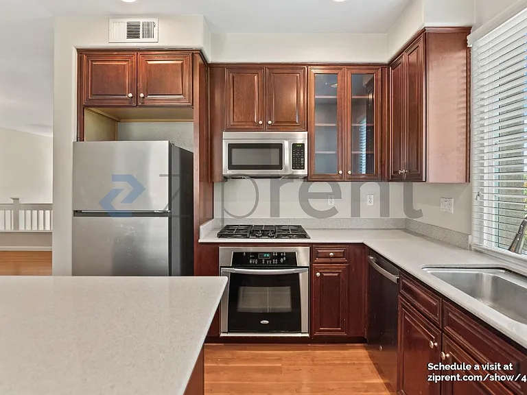 1076 Sapphire Ter — Photo 20