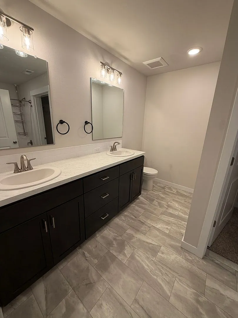 Pet Friendly Home in Mae Valley — Photo 3