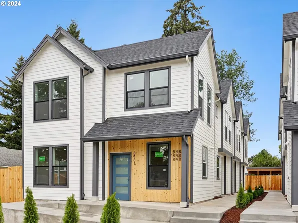 8481 NE Tillamook St, Portland, OR 97220