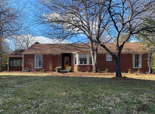 3900 Abbott Martin Rd, Nashville, TN 37215