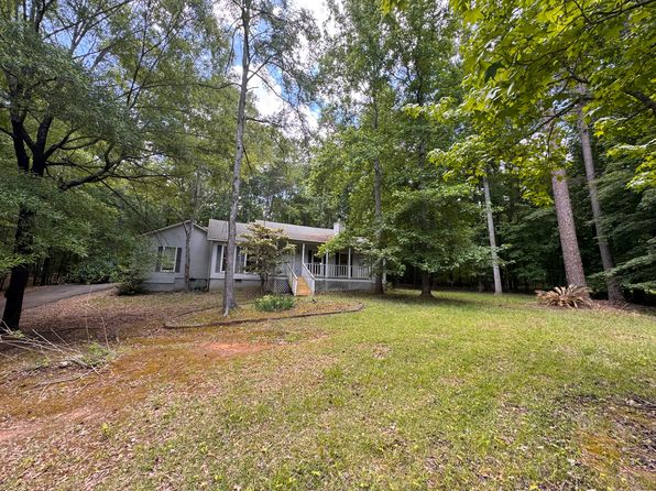 112 Oak Leaf Cir