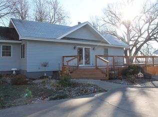 103 E 9th St, New Market, IA 51646