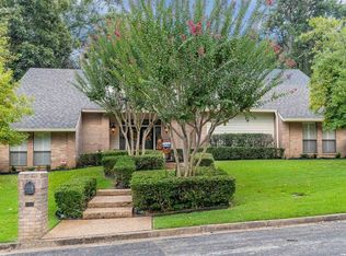 1502 Lotus Ln, Longview, TX 75604