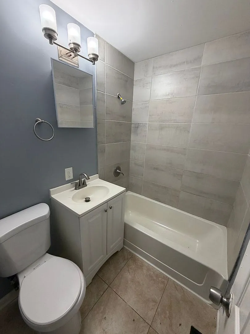 Move-In Ready 3Br 1Ba — Photo 1