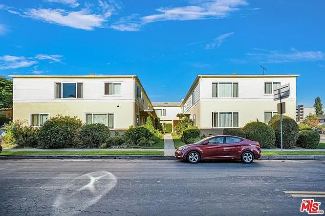 San Vicente Apartments