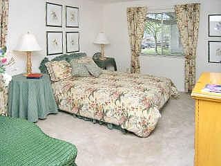 5th image of 1610 Baronet Dr APT E