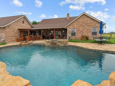 85 County Road 340, La Vernia, TX, 78121