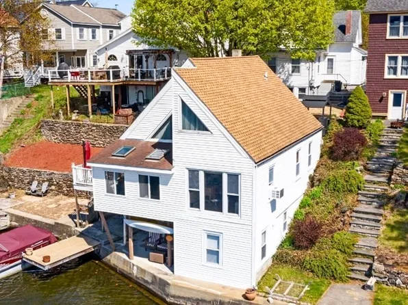 218 S Quinsigamond Ave #B, Shrewsbury, MA 01545