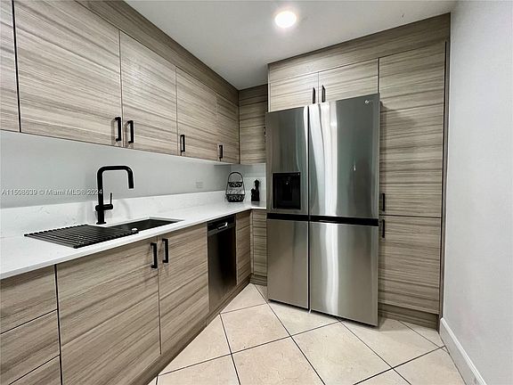 3rd image of 7501 E Treasure Dr APT 3L