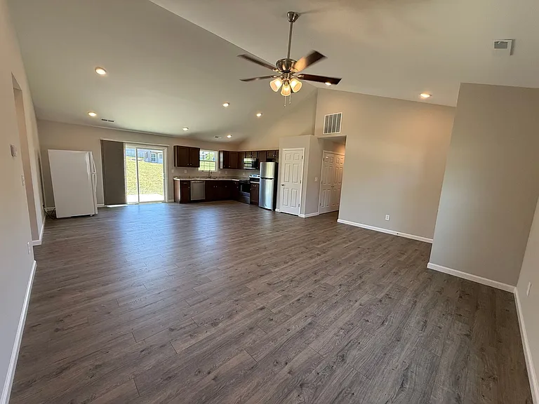 164 Vista Vallarta Dr — Photo 2