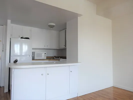 Rented by Green Home NY Realty LLC | media 14