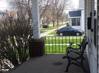 1042 Courtney St NW, Grand Rapids, MI 49504