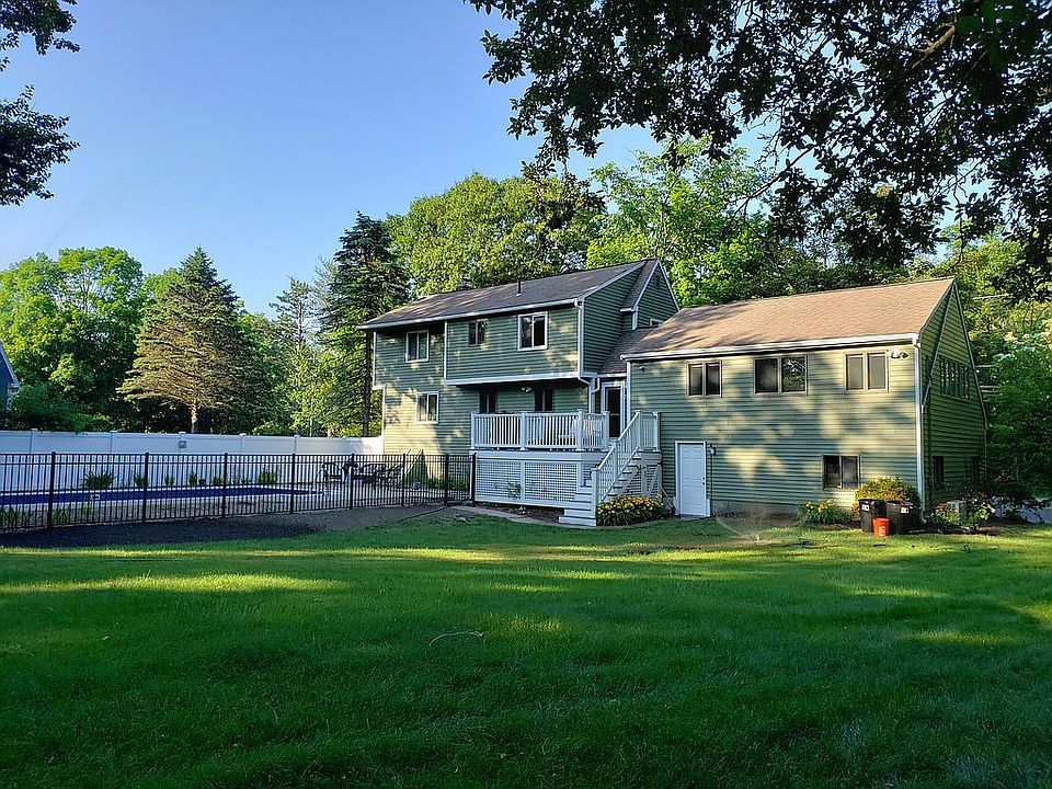 2nd image of 237 Cordaville Rd