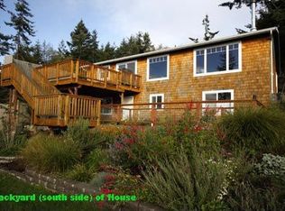 812 Casino Dr, Greenbank, WA 98253