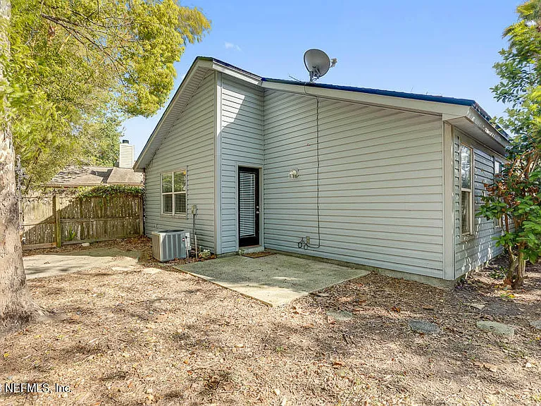 3811 Autumn Leaf Ct — Photo 18