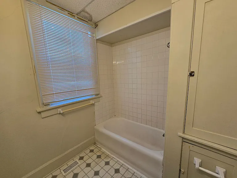 248 Jackson Ave — Photo 19