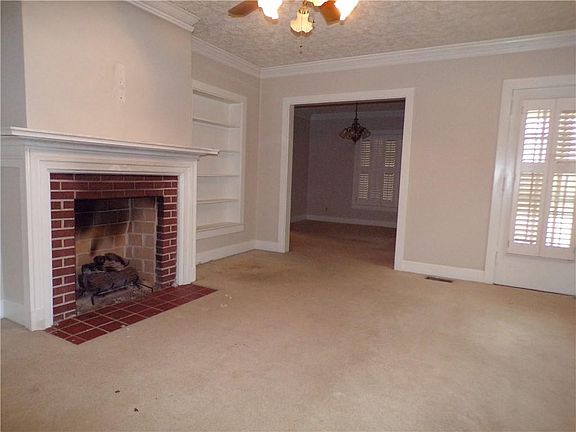 4th image of 115 Ridgecrest Ave