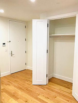 5th image of 2100 Bedford Ave Unit 2-H