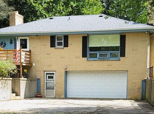 W239N9218 North Rd, Lisbon, WI 53089