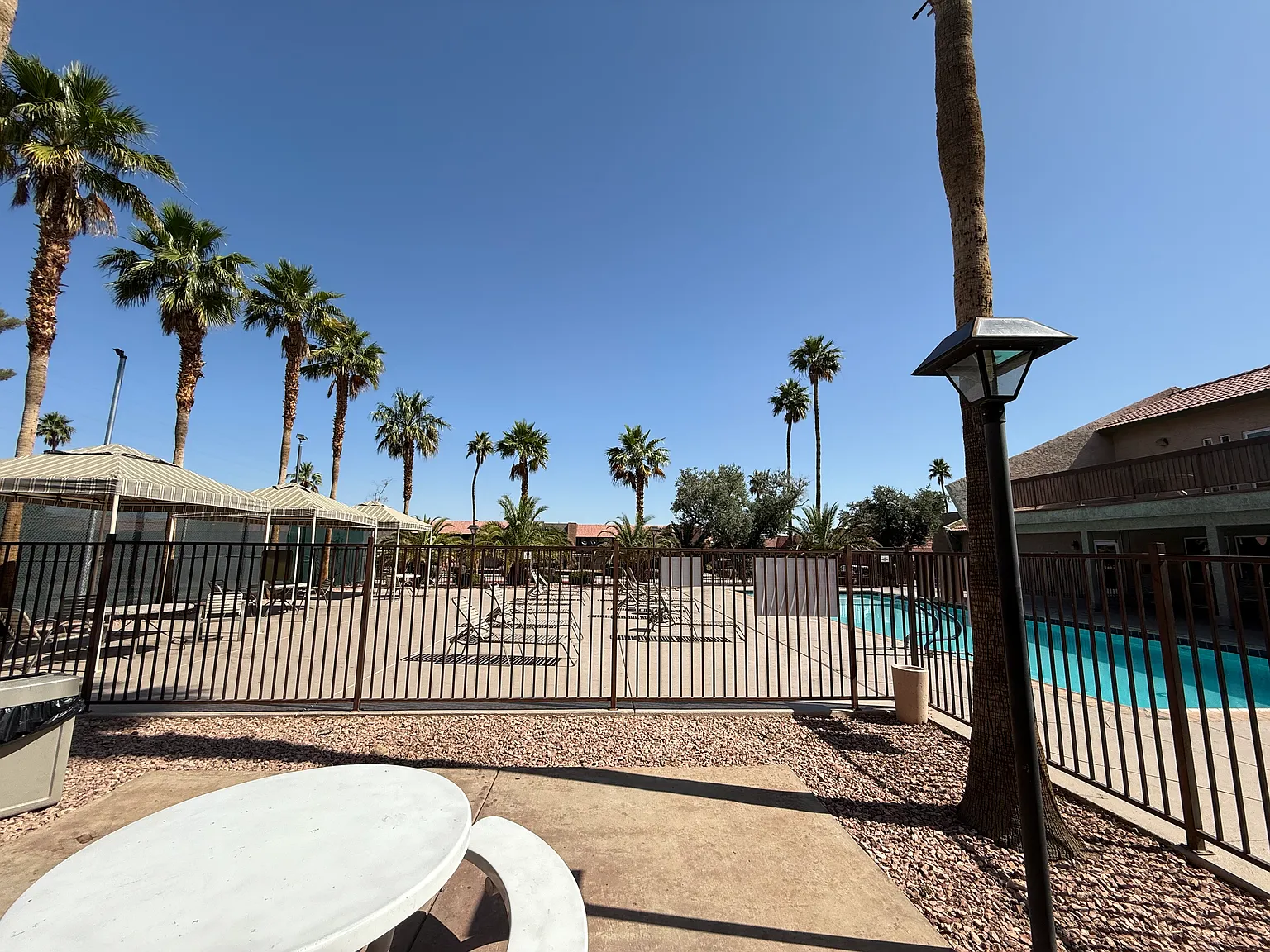 1 bed, 700 sqft, $1,150 — Photo 4