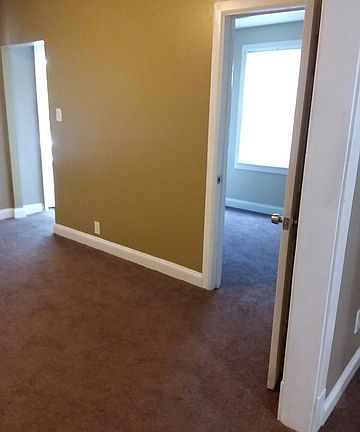 3rd image of 6449 S Claremont Ave
