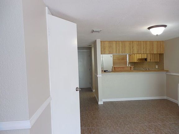 4th image of 9209 Seminole Blvd APT 72