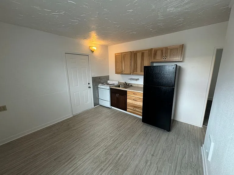 Convenient Community in Hillyard - 3018 E Everett Ave — Photo 8