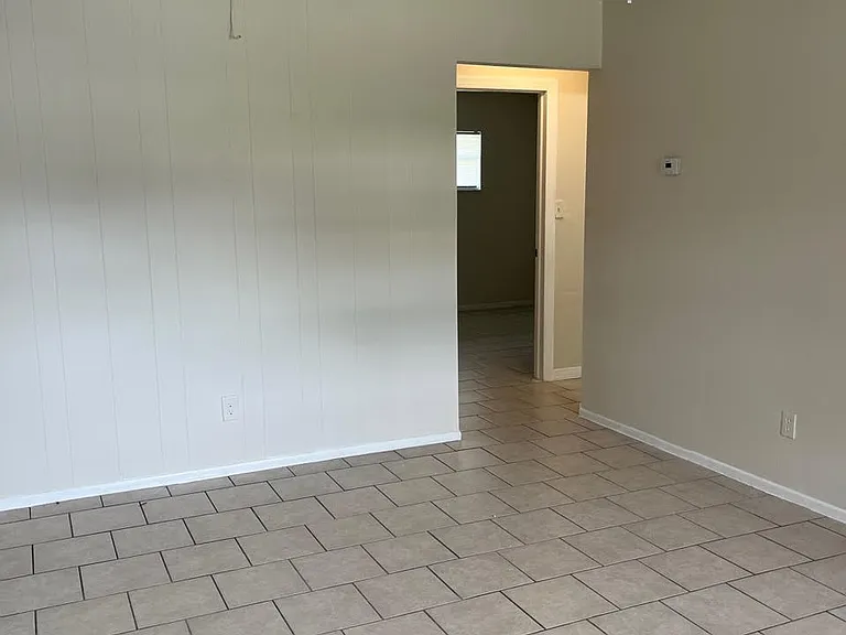24 W Mariana Ave #3 — Photo 2