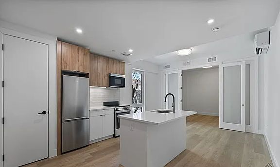 2nd image of 2145 Bedford Ave #4D