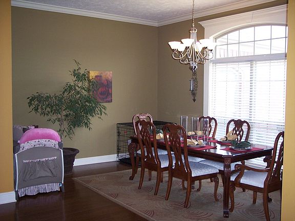 2nd image of 8 Talladega Dr