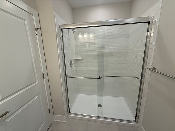 2nd image of 2401 American Pl