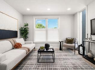 602 Canterbury St #8, Roslindale, MA 02131