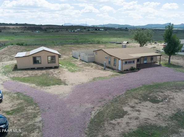 375 E Houston Rd, Paulden, AZ 86334