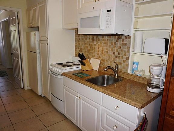 5th image of 20893 Haulover Cv Unit 10