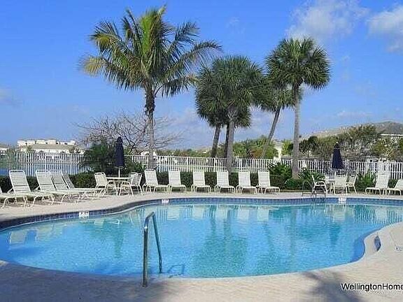 3rd image of 5214 Palmbrooke Cir