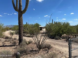 9890 N Blue Bonnet Rd, Tucson, AZ 85742