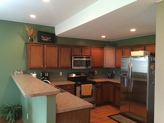 3rd image of 1831 Goose Lake Cir