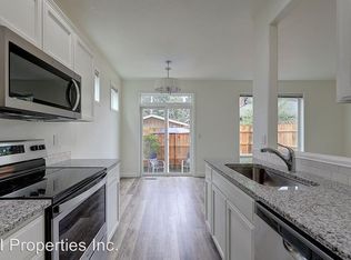 2620 SW 186th Pl, Beaverton, OR 97003