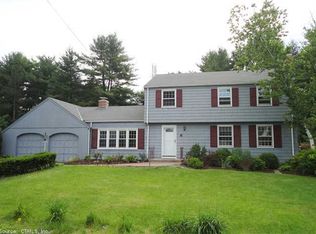 6 Cornfield Rd, Simsbury, CT 06070