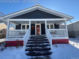 416 Burroughs Ave, Flint, MI 48507