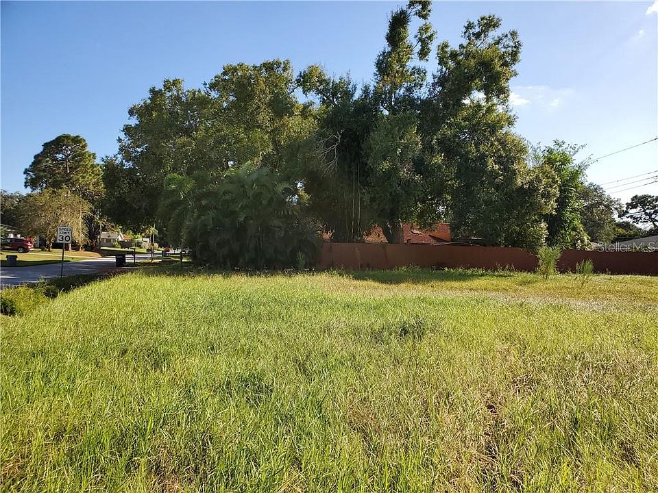 2nd image of 5417 Evora Ave