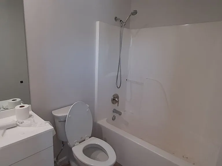 426 Summer Dr — Photo 10