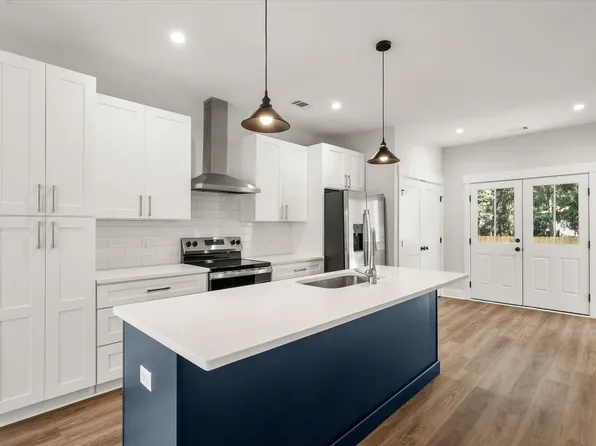 5404 Mildred St, Savannah, GA 31405