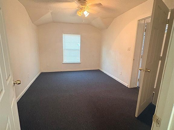 5th image of 5510 Chennault Rd