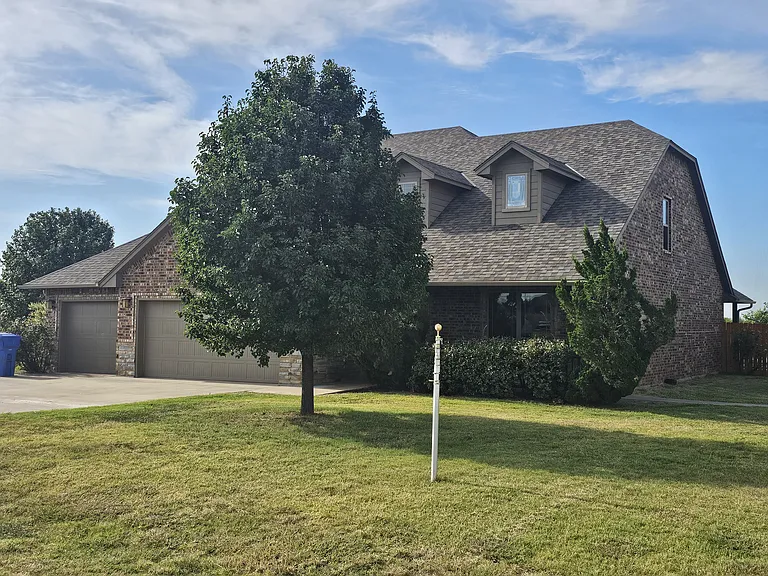 1299 SW Deyo Landing Loop — Photo 1