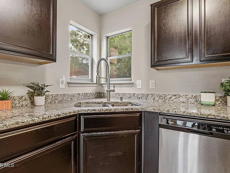 11320 Acoma St — Photo 31